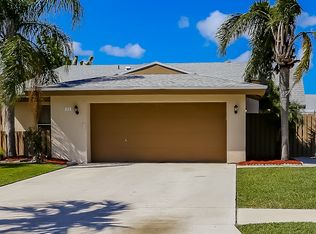 80 Baytree Cir, Boynton Beach, FL 33436