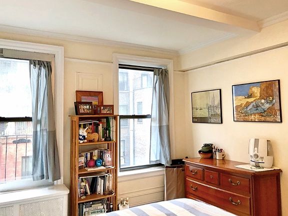 4th image of 114 W 86th St APT 5