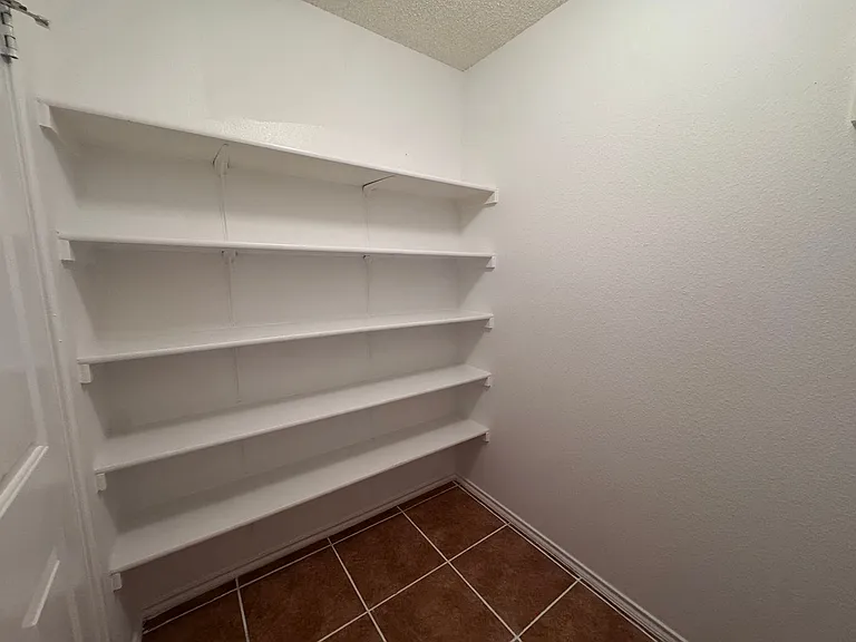 10431 Westfield Pl — Photo 16