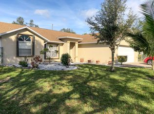 871 Brisbane St NE, Palm Bay, FL 32907