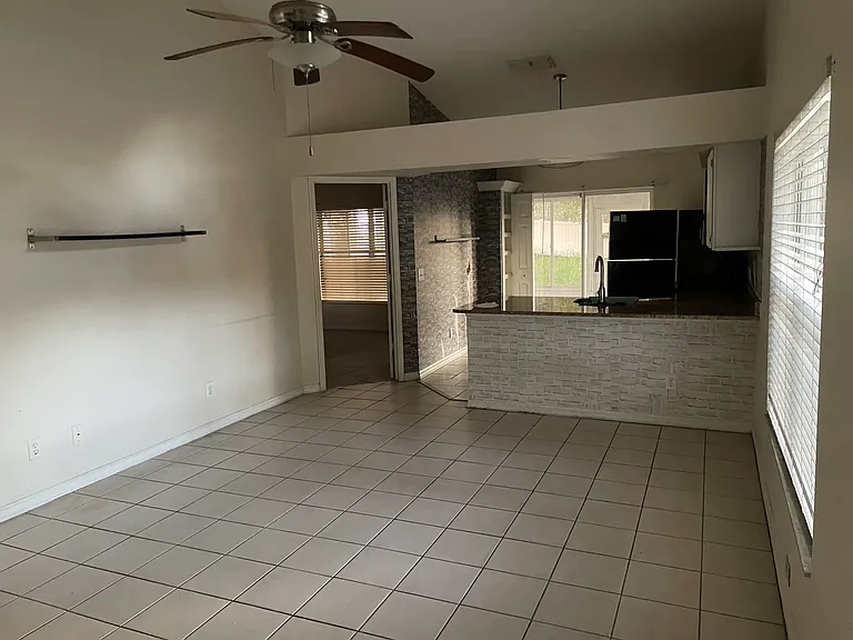 9100 Lake Lotta Cir — Photo 7
