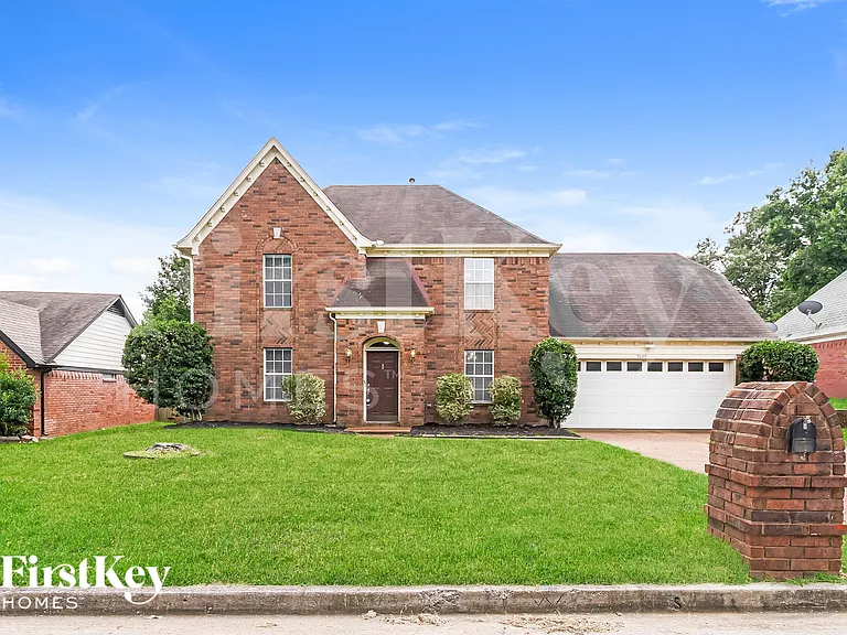 9689 Kingsridge Dr — Photo 1