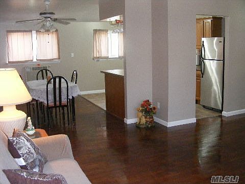 5th image of 14 Quarles St