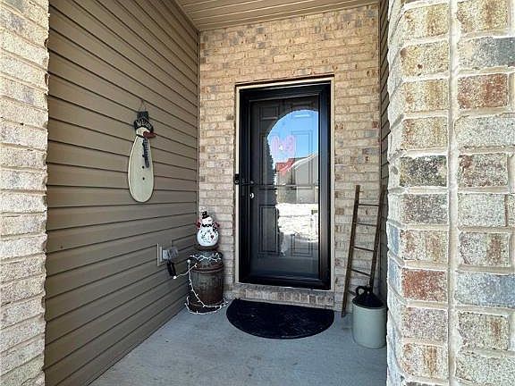 3rd image of 1516 Tarpan Ln
