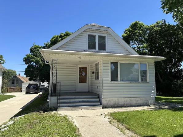 1452 South 52nd STREET, West Milwaukee, WI 53214