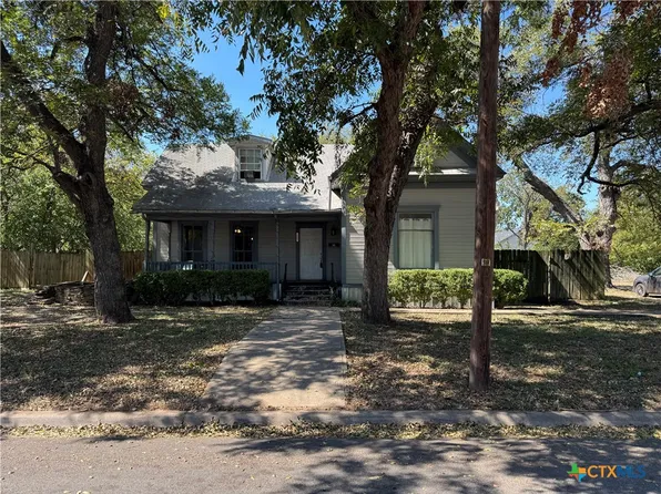 111 N Alexander St, Belton, TX 76513