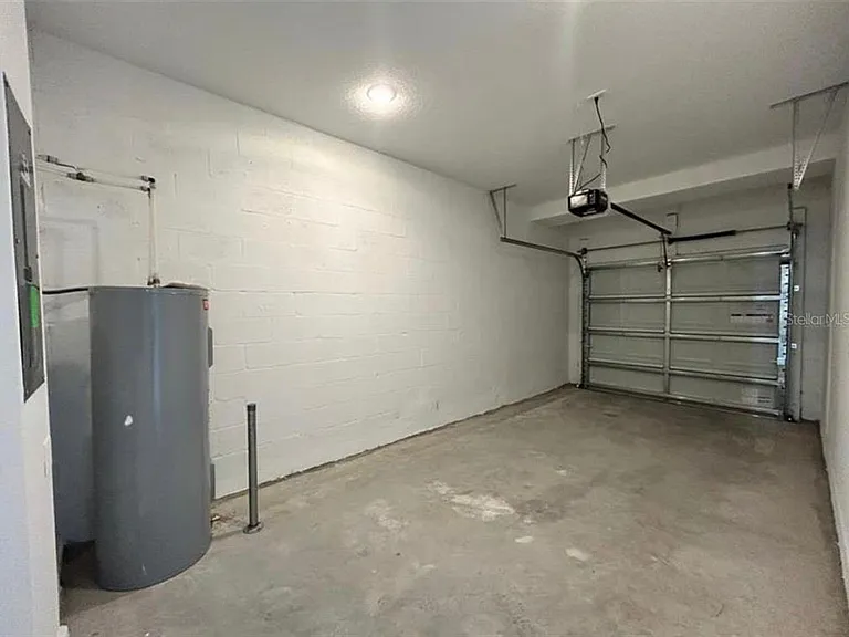 3019 Chantilly Dr — Photo 17
