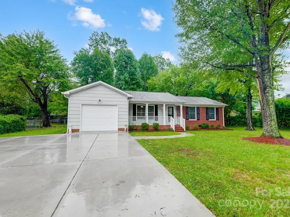 1308 Rama Rd, Charlotte, NC 28211