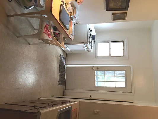 Rented by Capri Jet Realty Corp | media 4