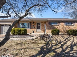 9901 Wil Bes Dr, Saint Louis, MO 63123