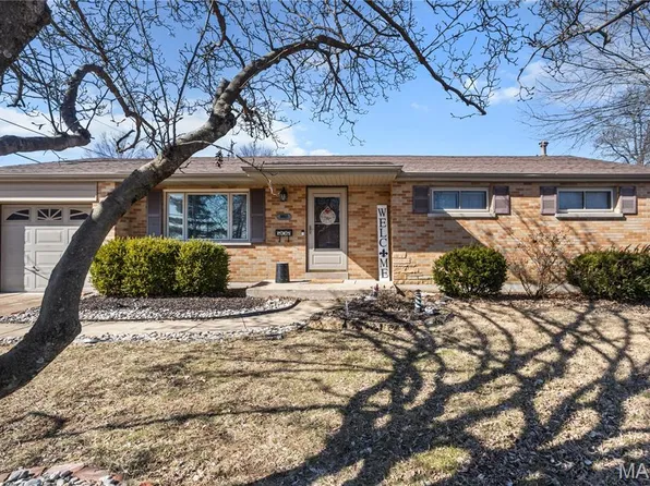 9901 Wil Bes Dr, Saint Louis, MO 63123