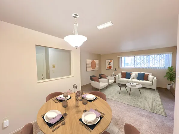 Chalet Villa Lakefront Community