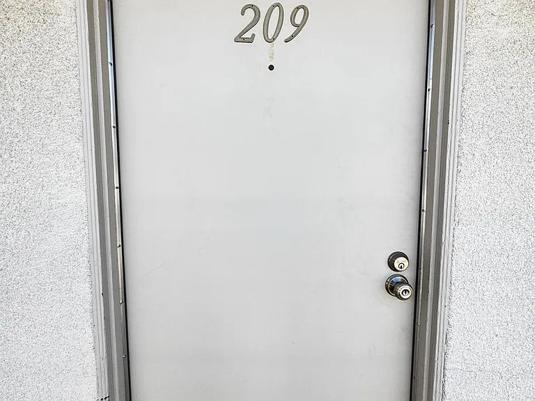 17740 Scherzinger Ln — Photo 45
