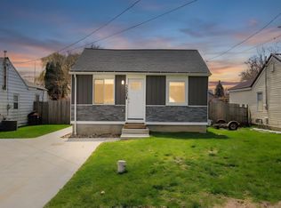 3220 Alpena St, Burton, MI 48529