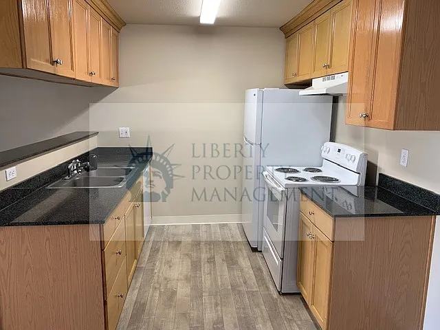 2 bed, 798 sqft, $1,425 — Photo 4