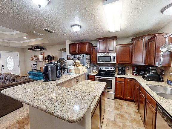 4th image of 1378 Oakwood Cir