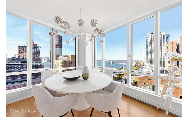 Rented by Douglas Elliman | media 14