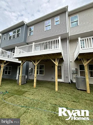 6729 Shelton Ln Photo 1