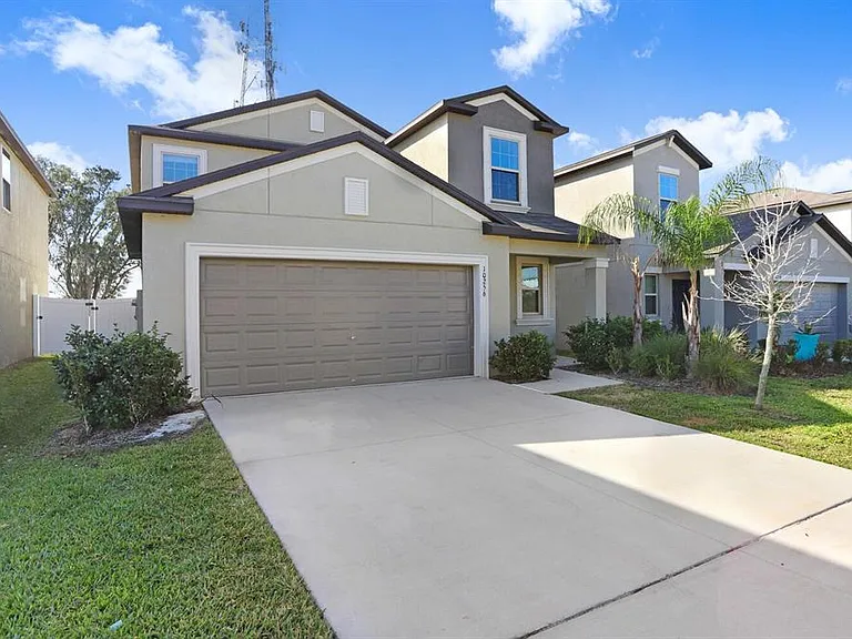 10256 Carloway Hills Dr — Photo 2