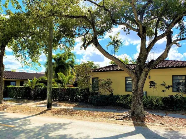 2240 Mayo St, Hollywood, FL 33020