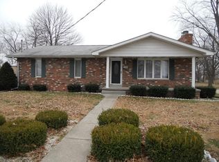 109 W Main St, Saint Jacob, IL 62281