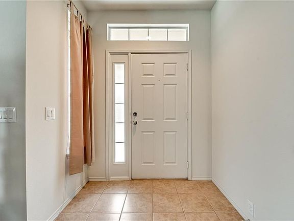 4th image of 2216 Central Park Ln