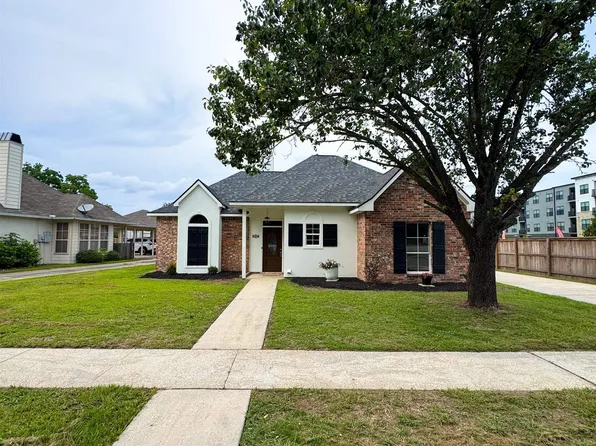 10467 Springcrest Dr, Baton Rouge, LA 70810