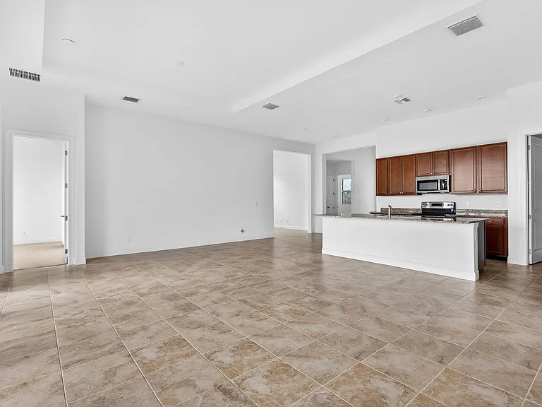 11344 SW Pietra Way — Photo 14