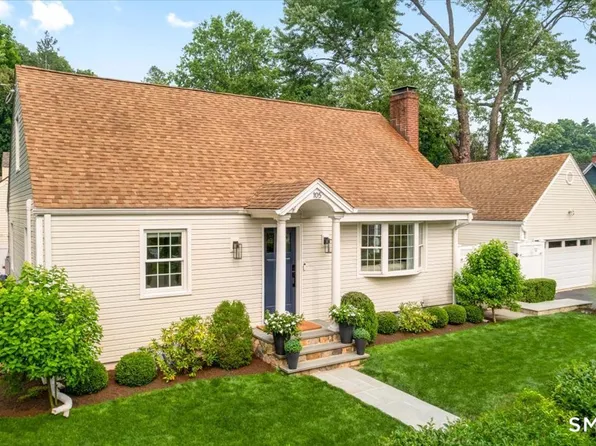 105 Holmes Avenue, Darien, CT 06820