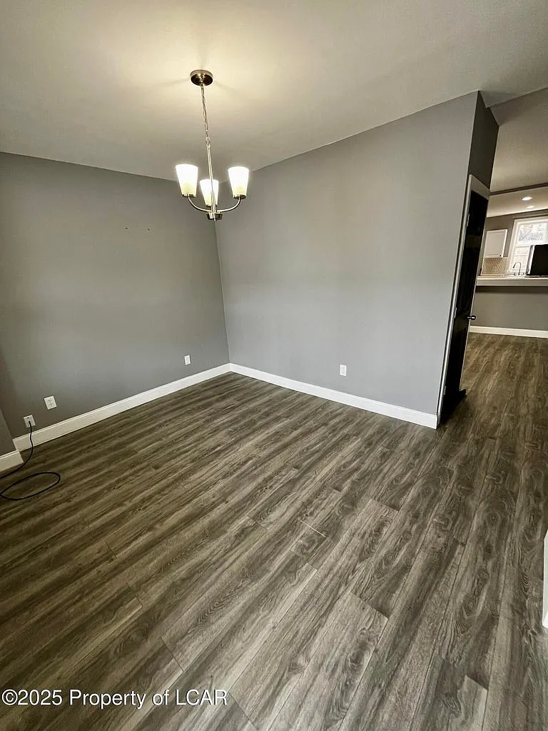 3 bed, 1700 sqft, $1,500 — Photo 3
