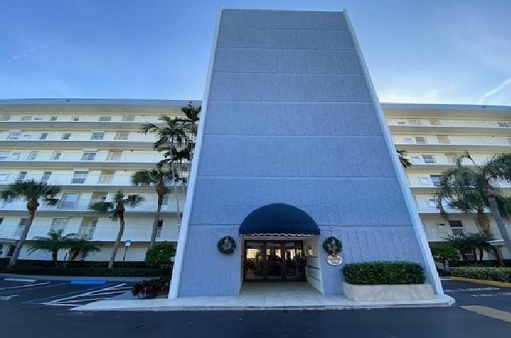 1st image of 1 Harbourside Dr APT 4502