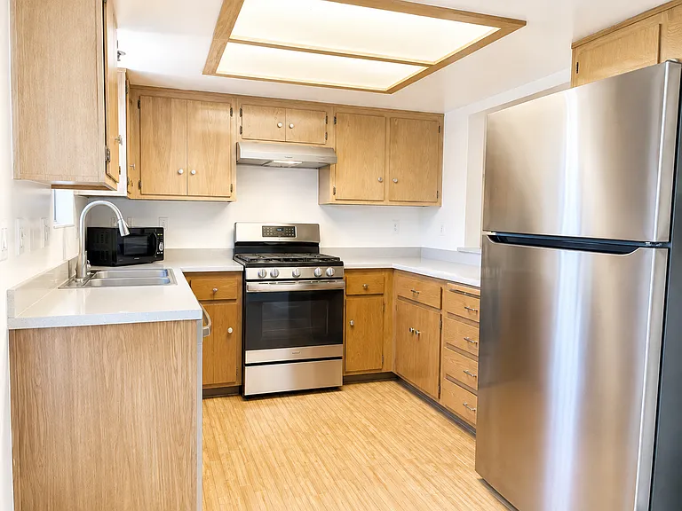 1239 E Foothill Blvd #104 — Photo 2