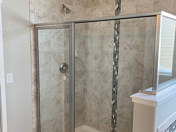 4th image of 5557 Maidenhead Dr