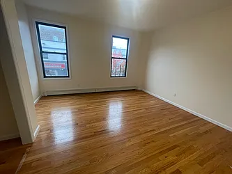 Rented by Metropolis International Realty Inc.