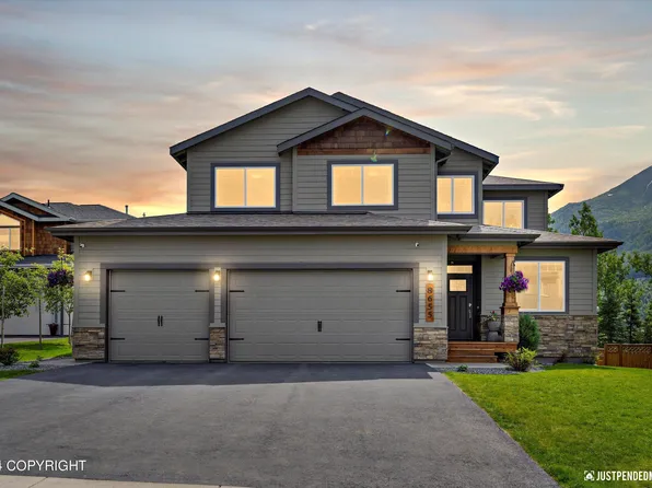 8655 Turlock Dr, Eagle River, AK 99577