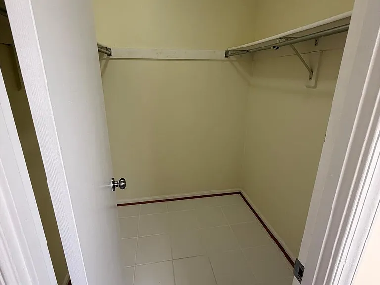 8818 Ridge Hollow Ct — Photo 30