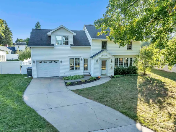 333 Iroquois Ave, Green Bay, WI 54301
