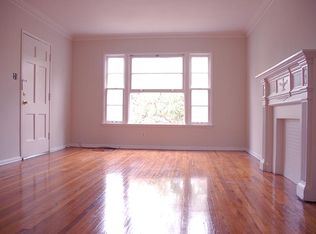 5396 Edgewood Pl #3, Los Angeles, CA 90019