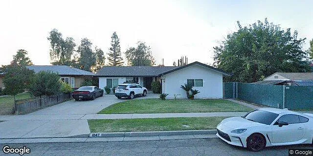 1847 N Recreation Ave — Photo 16
