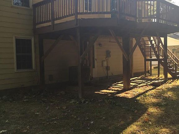 2nd image of 7420 Beverly Manor Dr