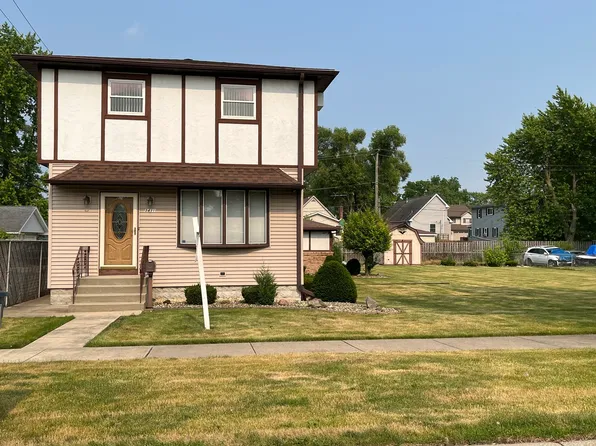 3411 Florence Ave, Crete, IL 60475