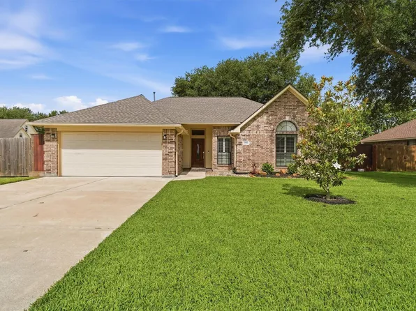 1996 Brentwood Dr, Alvin, TX 77511