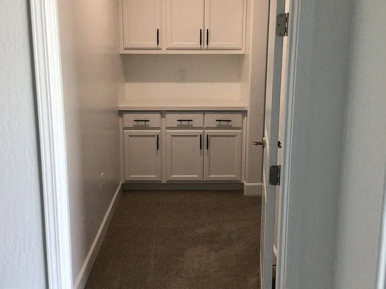 2901 Sand Hills Ave — Photo 15