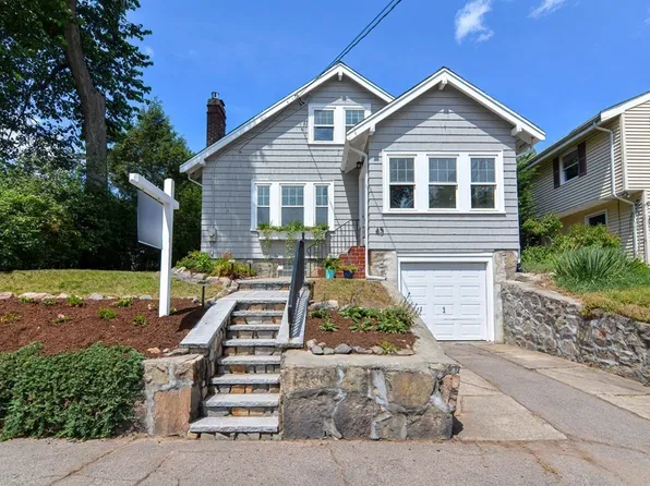 45 Youngs Rd, Dedham, MA 02026