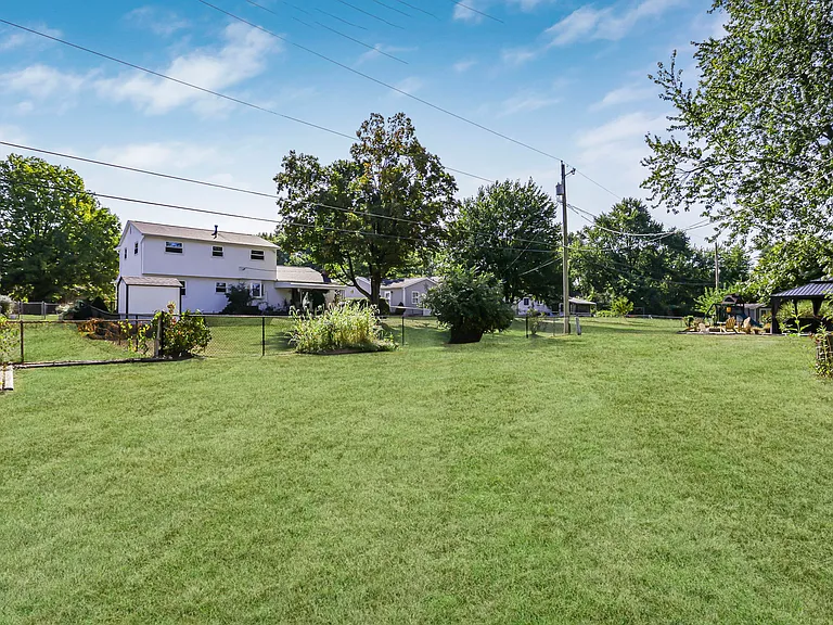 552 Allview Ct — Photo 42