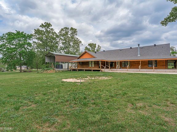 2nd image of 184 Hall Rd