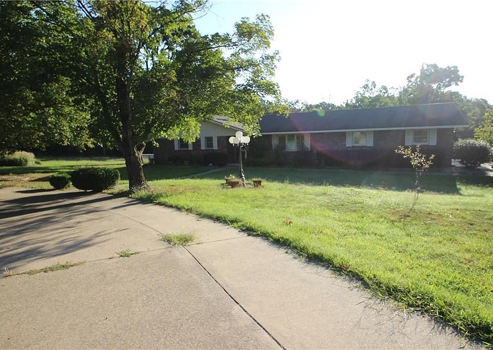 1st image of 10422 Virden Ln
