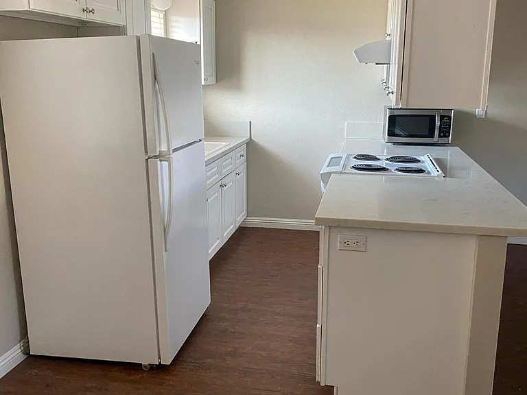 4500 N Carla Vista Dr — Photo 8