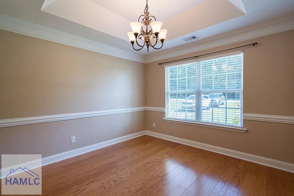 4 bed, 2.5 bath, 1830 sqft, $1,950 — Photo 4