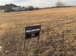 152 Whispering Winds Dr, Gunter, TX 75058